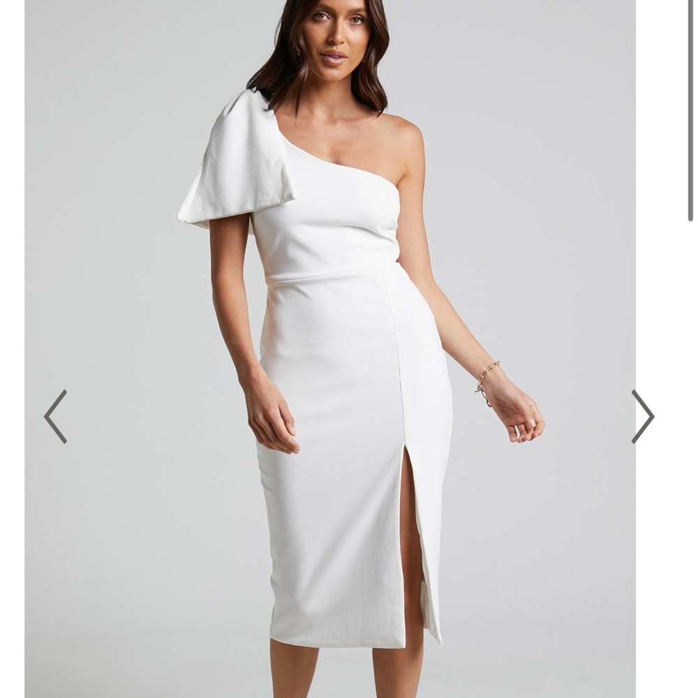 I GOT A FEELING ONE SHOULDER SIDE SPLIT KNEE LENGTH DRESS IN WHITE
